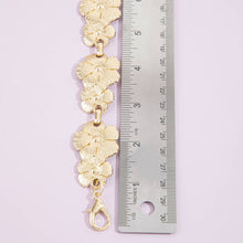 Load image into Gallery viewer, Textured Flower Link Chain Belt: G
