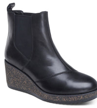 Load image into Gallery viewer, Aetrex Dawn Womens Boot Black