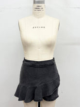 Load image into Gallery viewer, Ruffle Hem Stretch Denim Skort: Brown denim / L