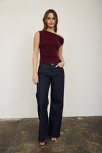 Load image into Gallery viewer, ASYMMETRIC BOAT NECK FITTED KNIT SWEATER TOP: BLACK
