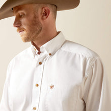 Load image into Gallery viewer, Ariat Mens Solid Twill Core Classic Long Sleeve  Button Down Dress Shirt
